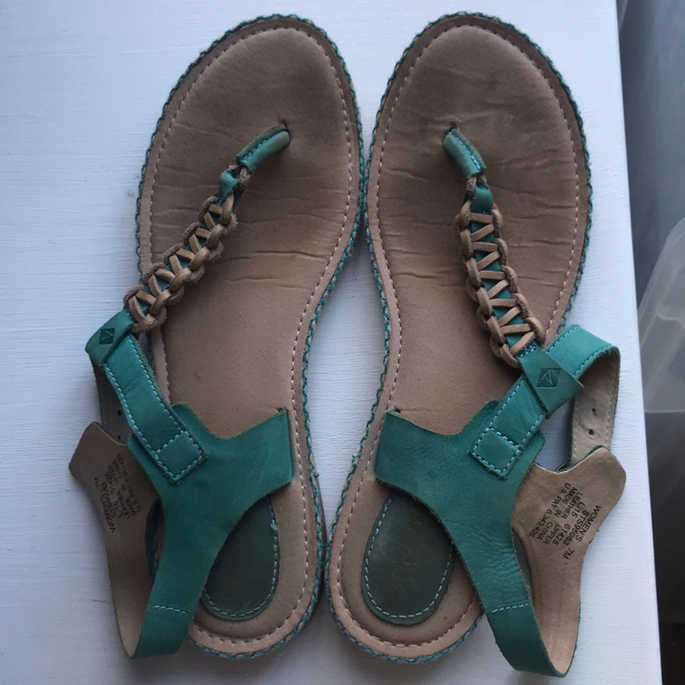 Sperry sandals